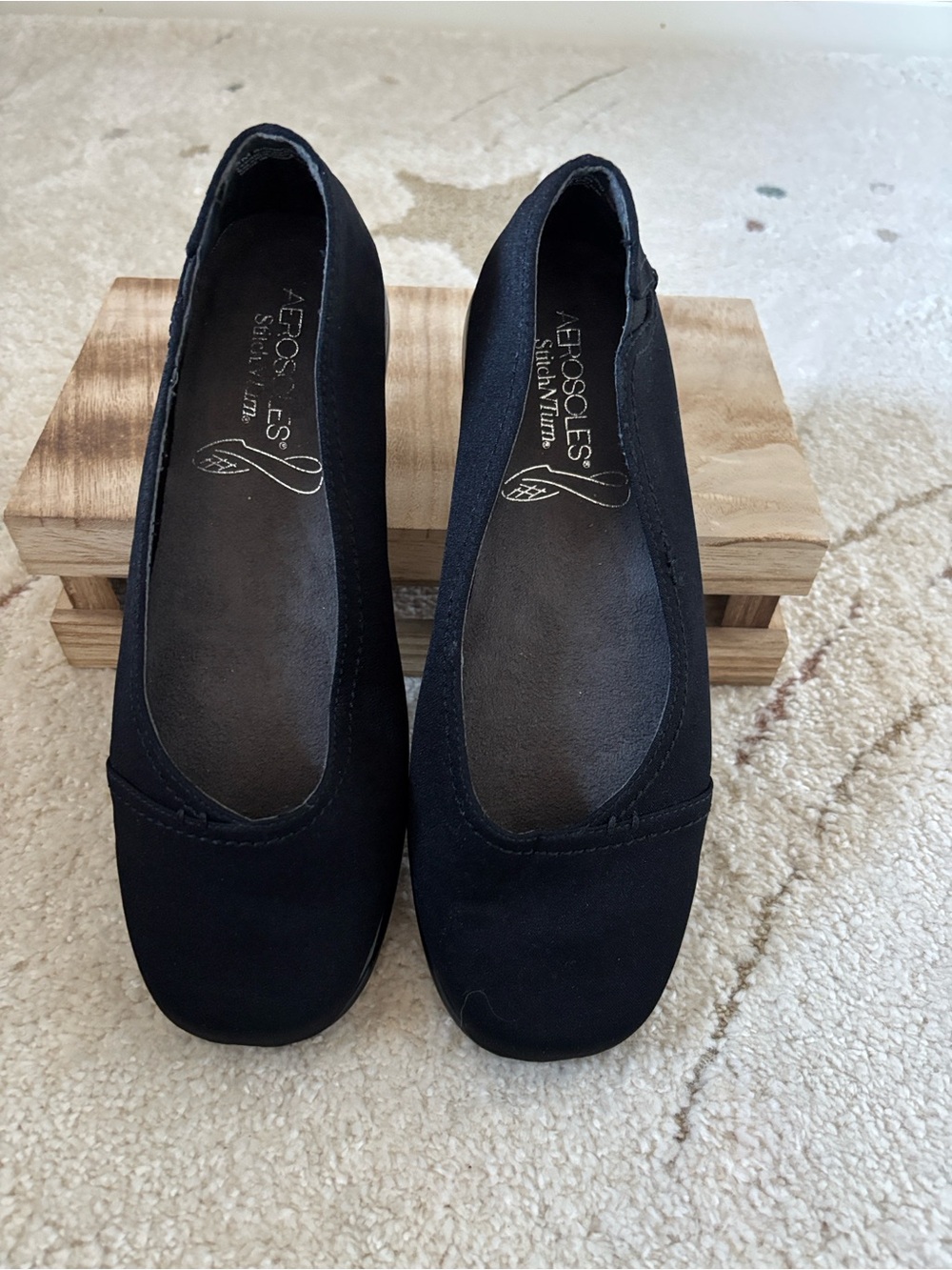 AEROSOLES Black Faux Suede Ballet Flat “Richmond”